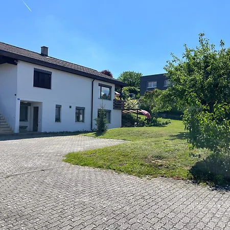 5 Minuten Von Murten Apartment